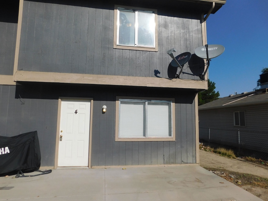 2910 Dawn Dr unit 4, Grand Junction, CO 81504 - photo 1