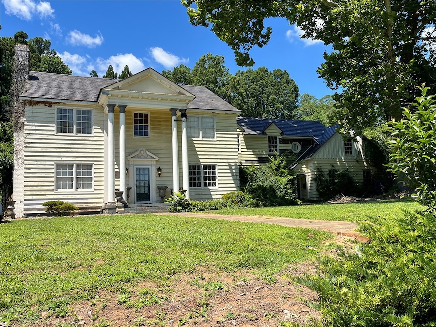 Sold $300,000 • Co-Listing Agent