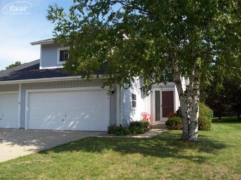 440 W Schleier St, Frankenmuth, MI 48734 - photo 1