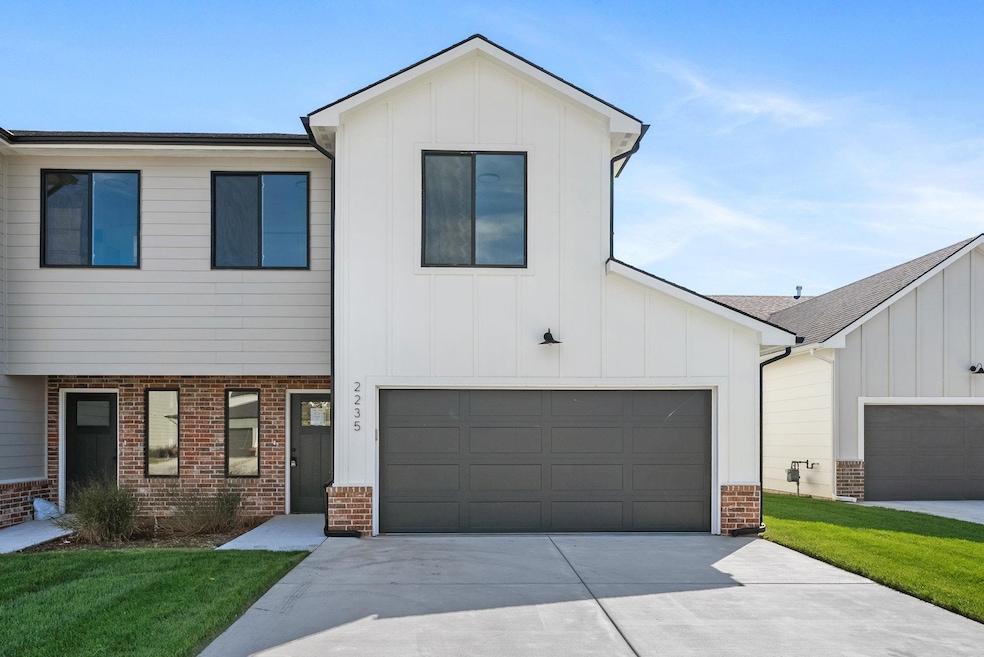 2235 N 159th St E, Wichita, KS 67228 - photo 1