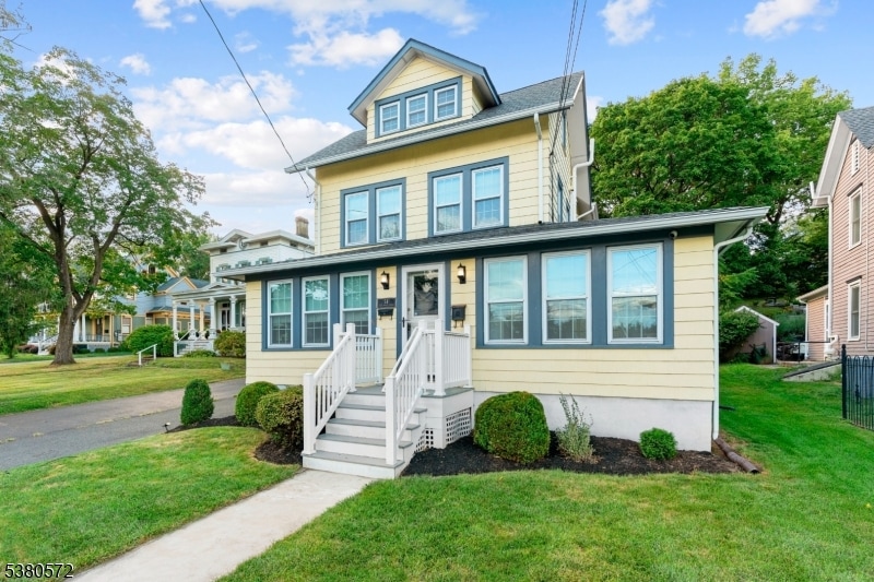 54 W Main St, Clinton, NJ 08809 - photo 1