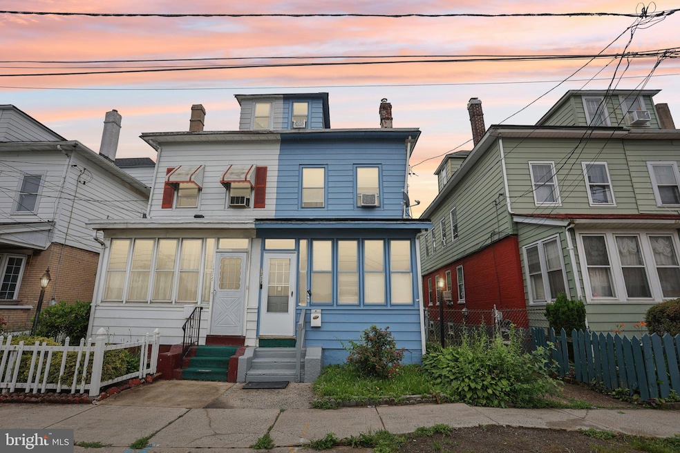 Pending $199,000 • Co-Listing Agent