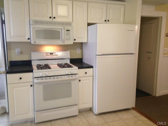 Beautiful new White Kitchen