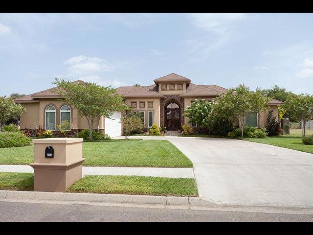 214 Valencia unit 15, Weslaco, TX 78596 - photo 1