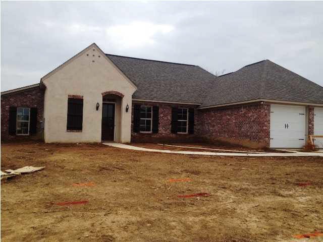 103 Martinique Dr, Madison, MS 39110 - photo 1