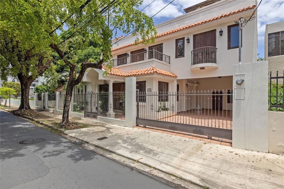 1375 Calle Wilson, San Juan, PR 00907 - photo 1