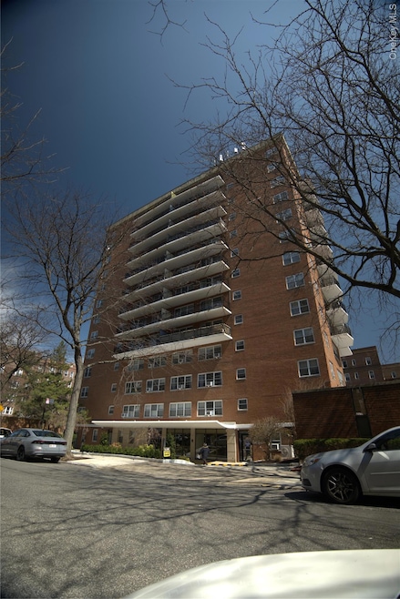 For Sale $375,000 • Co-Listing Agent