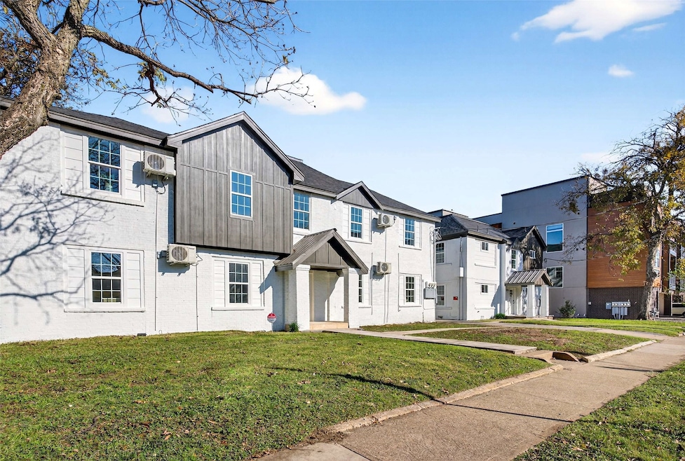 439 W 9th St unit 2, Dallas, TX 75208 - photo 1