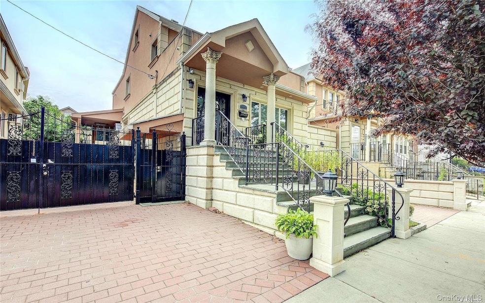 43-33 163rd St unit 1 FL, Flushing, NY 11358 - photo 1