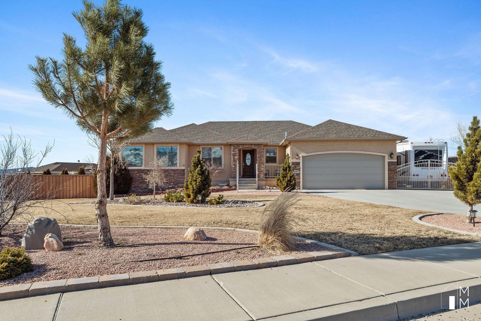 1162 S Laurie Ln, Cedar City, UT 84720 - photo 1