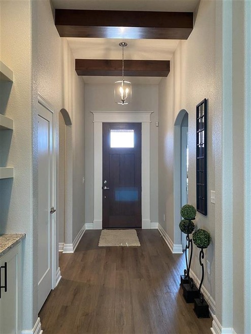 714 N Thornton St unit The Rhyan, Wichita, KS 67235 - photo 1