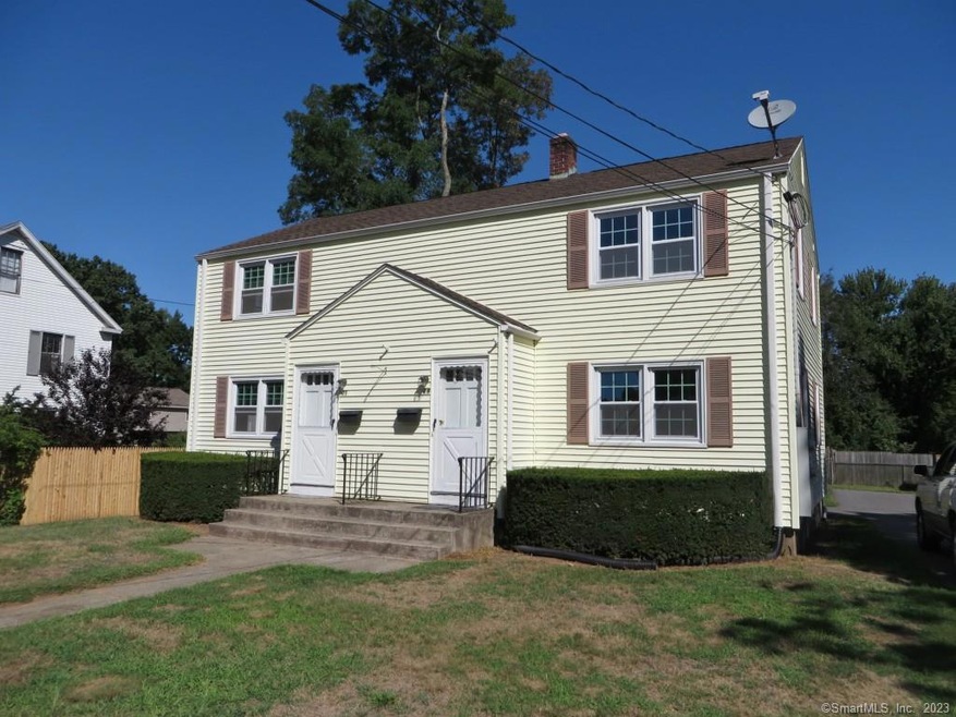 77 Mather St unit 77, Manchester, CT 06042 - photo 1