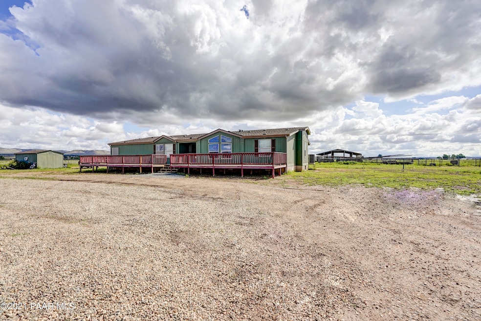 25755 N Trinity Ranch Rd, Paulden, AZ 86334 - photo 1