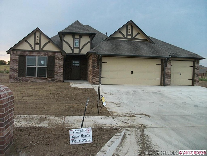 8322 N 74th East Ave, Owasso, OK 74055 - photo 1