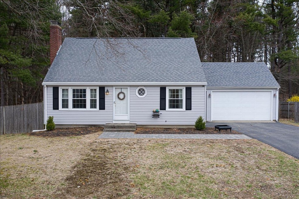 17 Kerry Craig Cir, Northborough, MA 01532 - photo 1