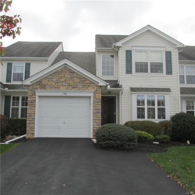 198 Park Ridge Dr, Easton, PA 18040 - photo 1