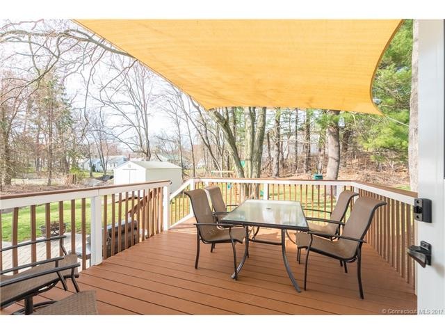 108 Tobey Ave, Windsor, CT 06095 - photo 1