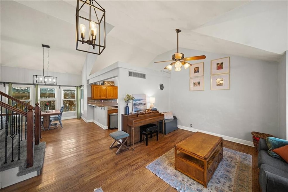 21315 W 56th St, Shawnee, KS 66218 - photo 1