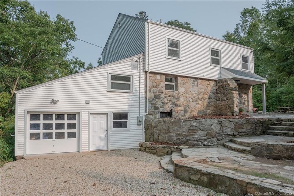 38 Osborne Hill Rd, Sandy Hook, CT 06482 - photo 1