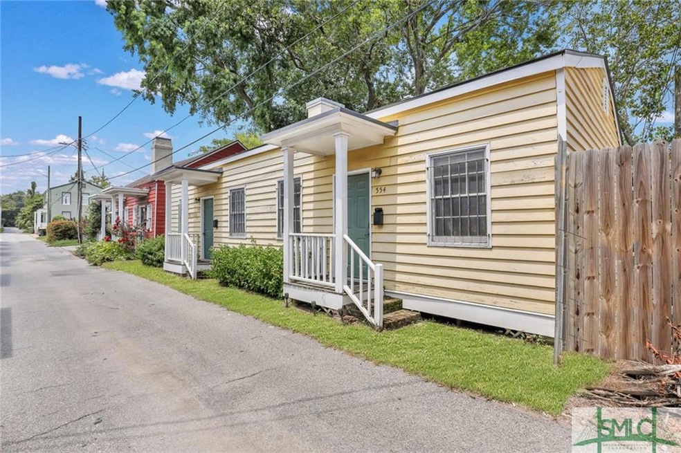 Duplex 554 and 552 East Macon Street