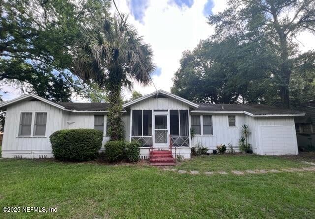 For Rent $1,300/month