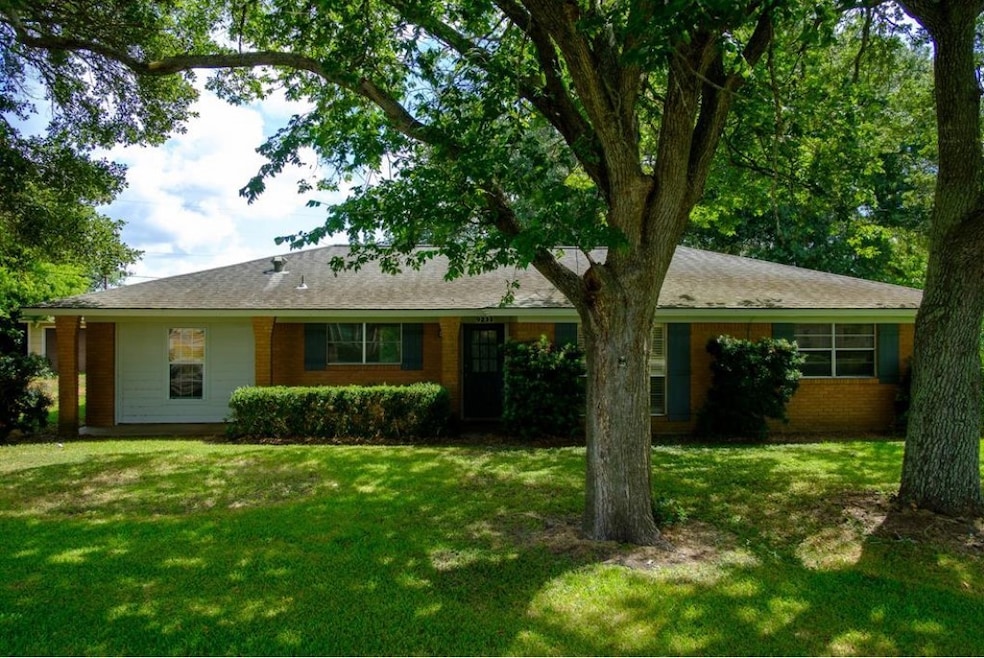 9231 Kostelnik St, Needville, TX 77461 - photo 1