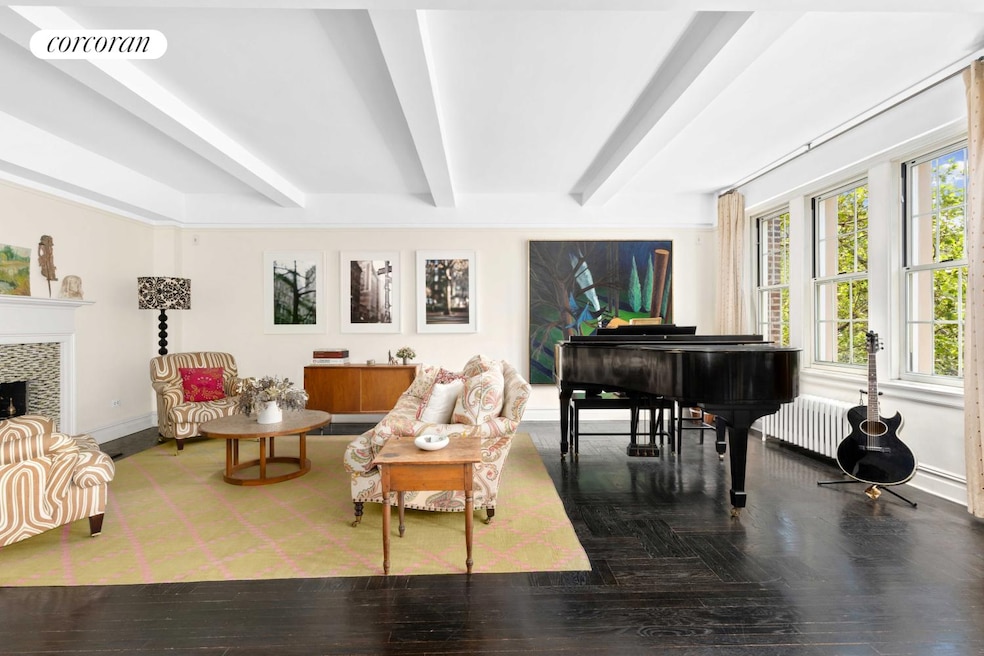 Sold $2,995,000 • Co-Listing Agent