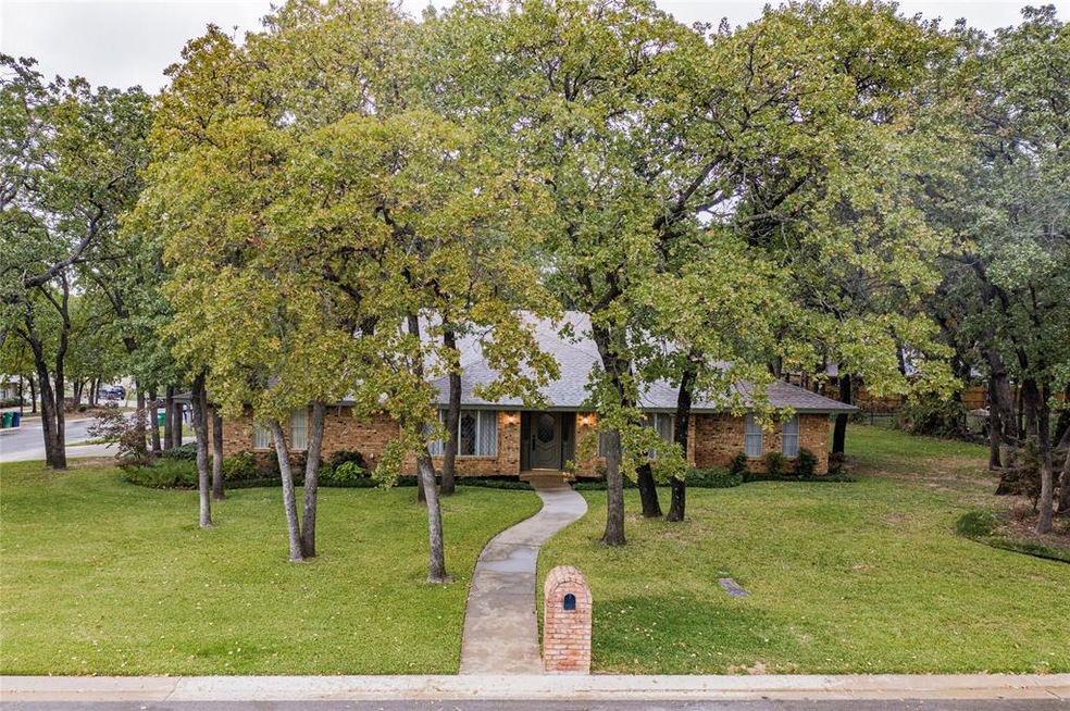 1 Highview Ct, Denton, TX 76205 - photo 1