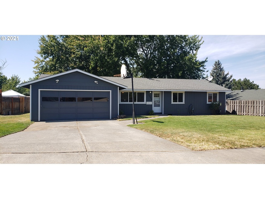 1305 SW 3rd Place, Pendleton, OR 97801 - photo 1