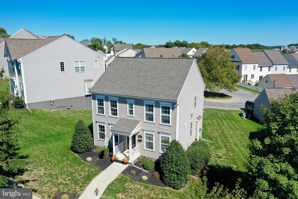 224 Johns Aly unit 40, Mount Joy, PA 17552 - photo 1