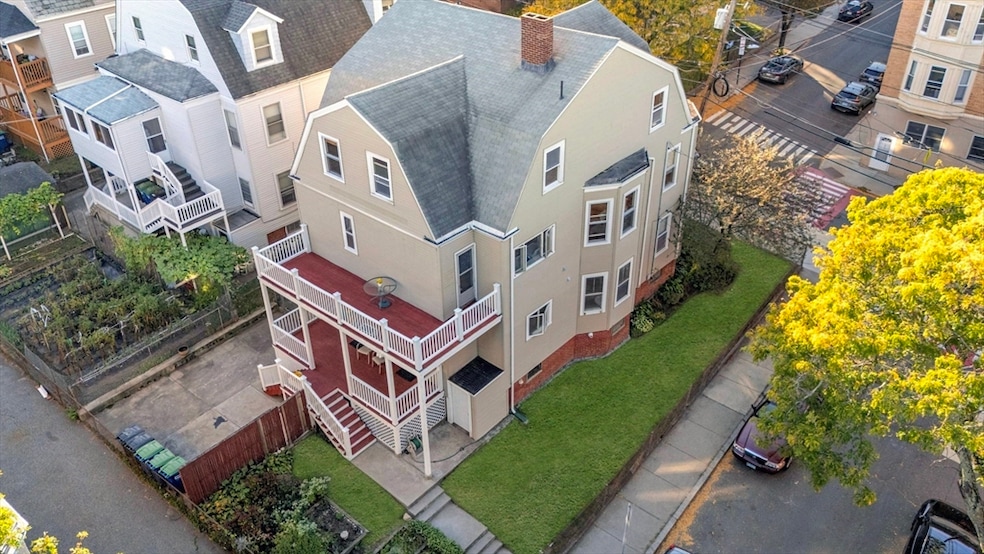 Pending $1,279,000 • Co-Listing Agent