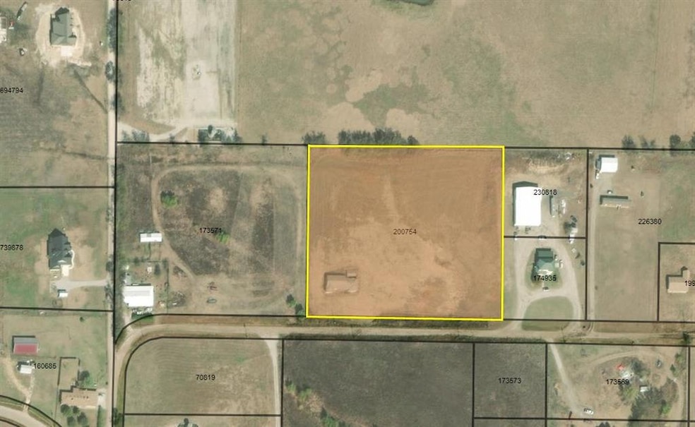 5313 Moncrief Rd, Justin, TX 76247 - photo 1