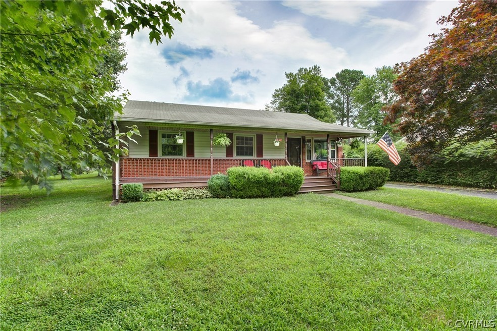 9811 Gardenia Dr, Henrico, VA 23228 - photo 1