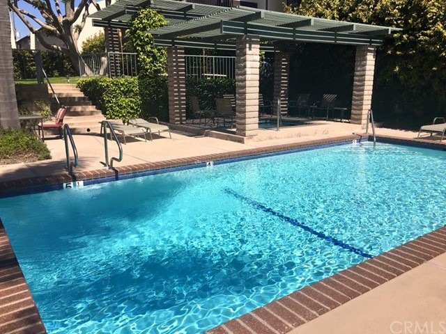 Association Pool. Perfect for sunny days and gathe