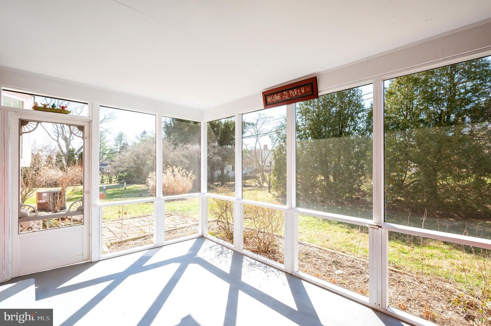 8204 Thornton Rd, Towson, MD 21204 - photo 1