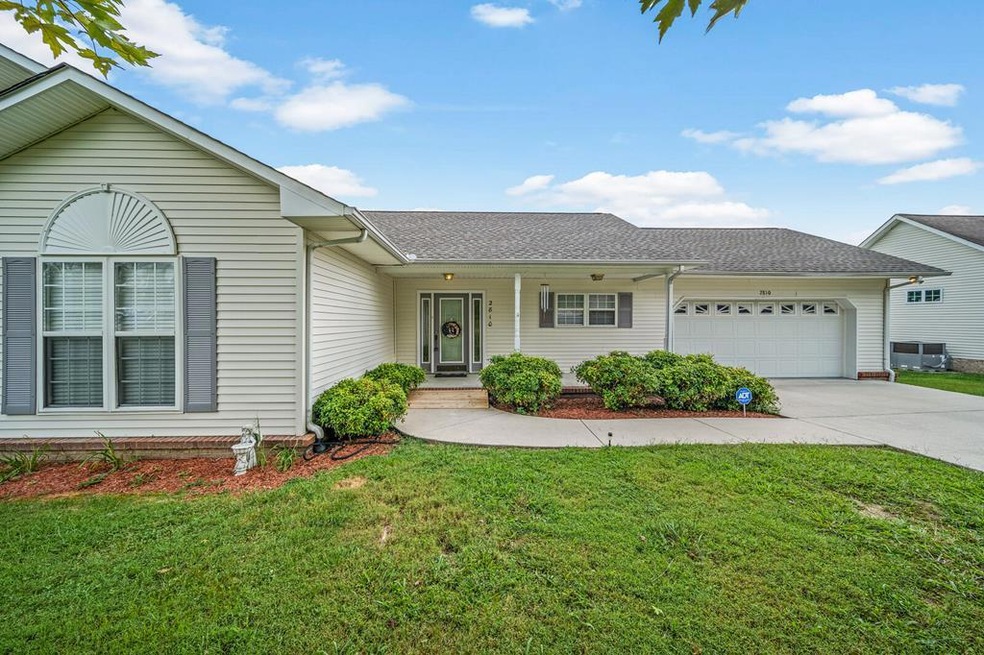 2810 Paran Pointe Dr, Cookeville, TN 38506 - photo 1