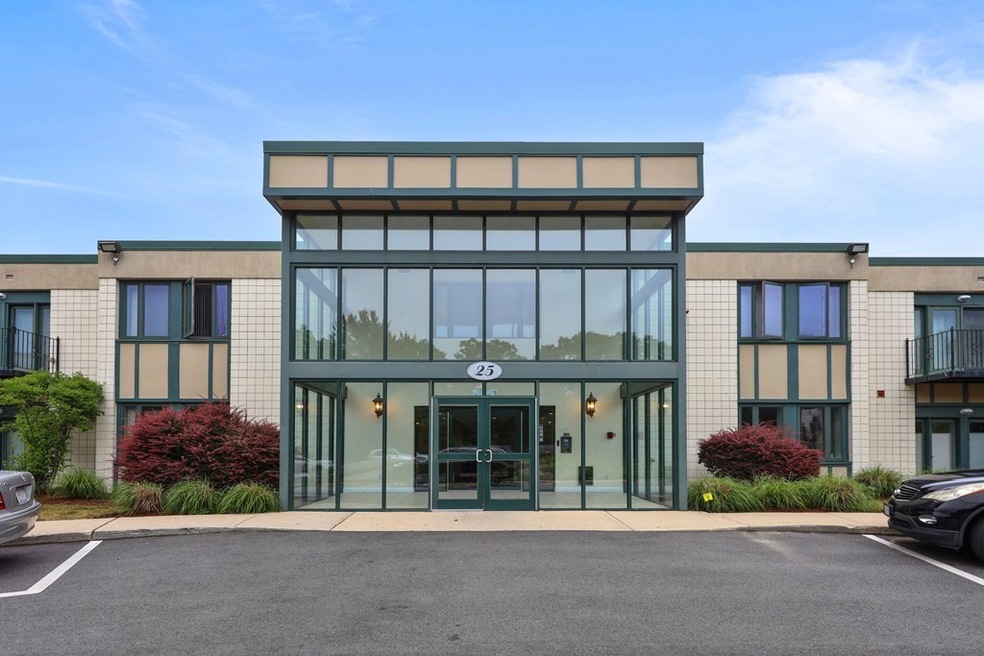 25 Alpine St unit 35, Hyde Park, MA 02136 - photo 1