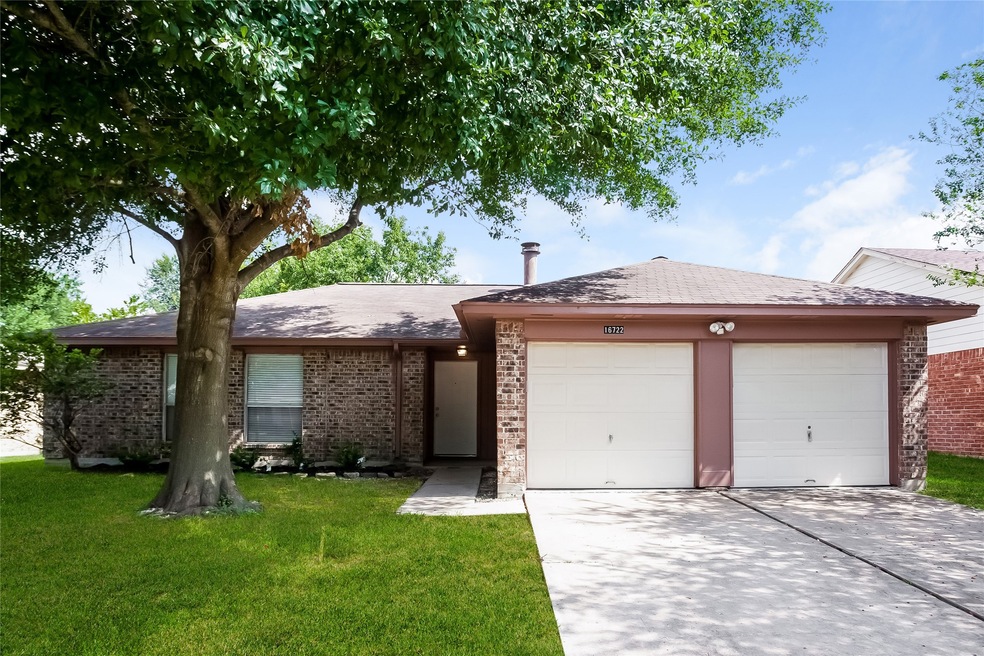 16722 Dew Drop Ln, Houston, TX 77095 - photo 1