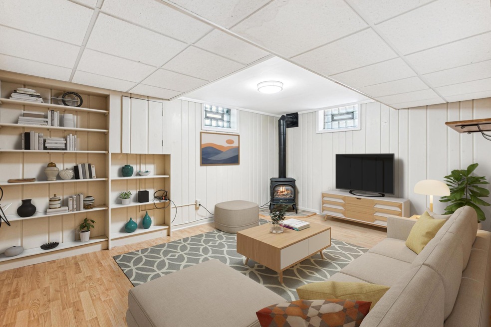 Sold $300,000 • Co-Listing Agent