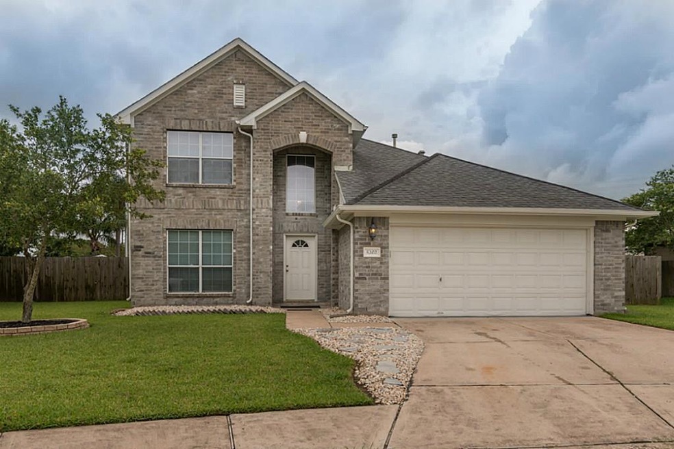 5202 Balmorhea Dr, Pearland, TX 77584 - photo 1
