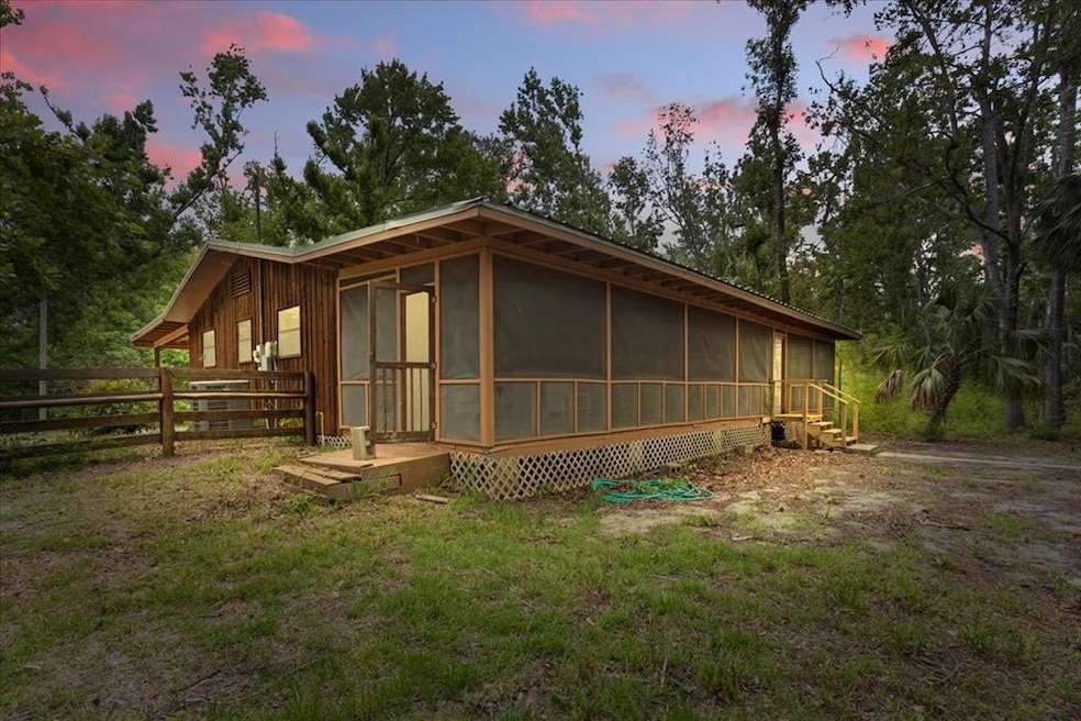 1528 NE Palm St, Steinhatchee, FL 32359 - photo 1