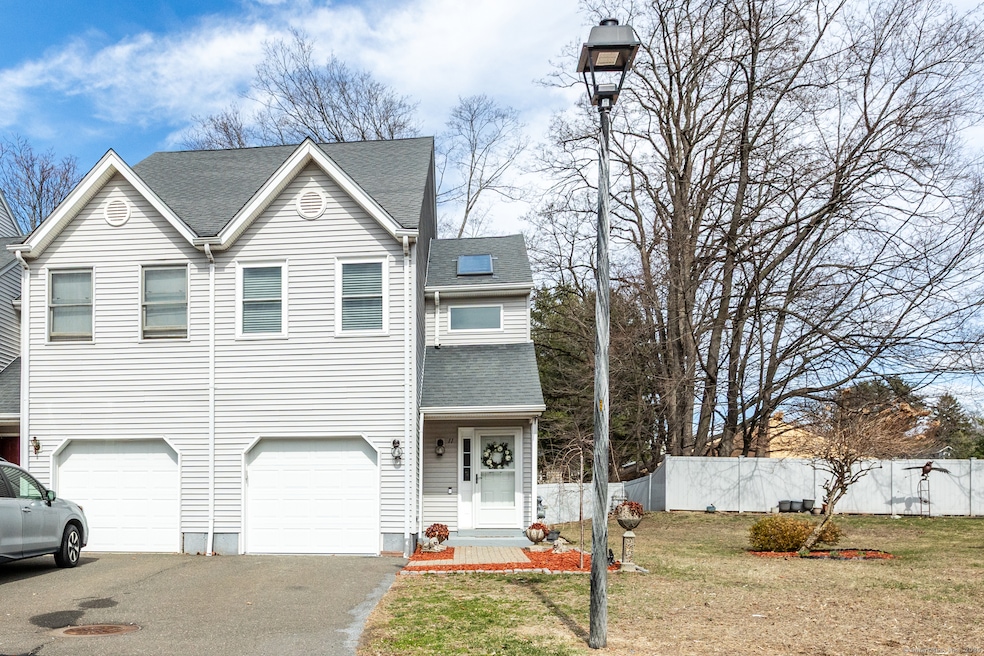 16 Maple St unit 11, Vernon Rockville, CT 06066 - photo 1