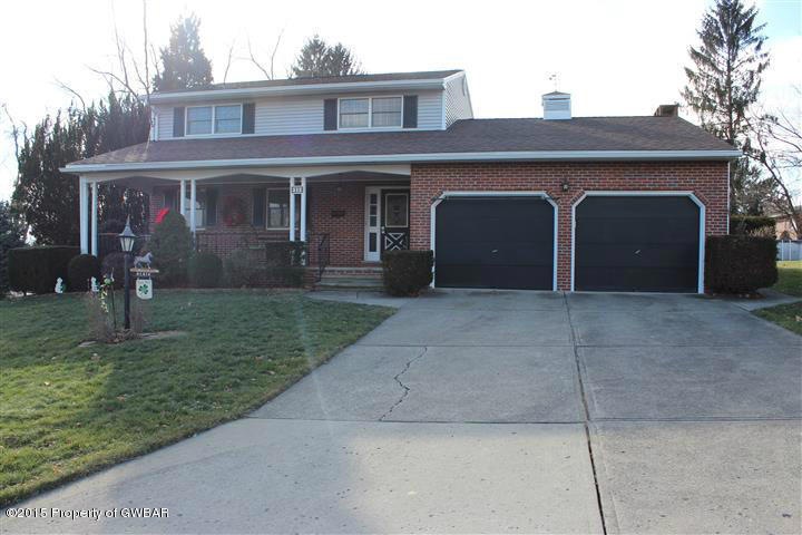 20 Brown Crest Dr, Wyoming, PA 18644 - photo 1