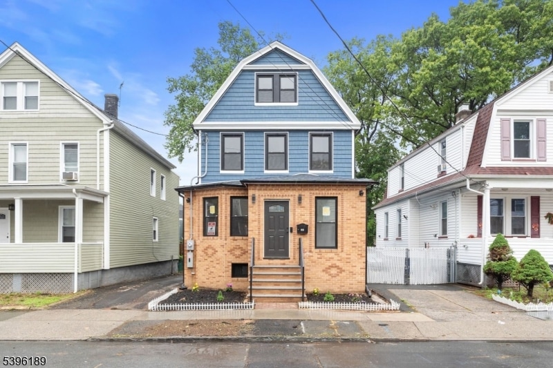 31 Cummings St, Irvington, NJ 07111 - photo 1