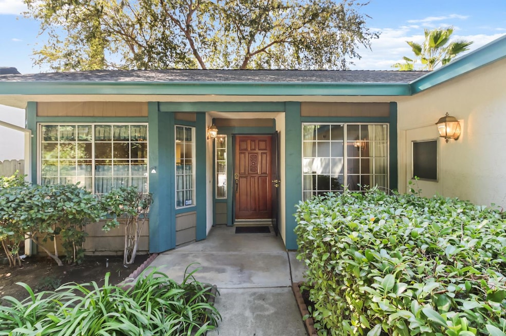 Under Contract $425,000