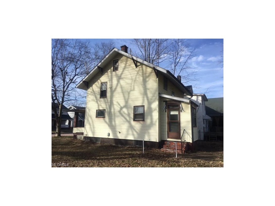 818 Concord Ave SW, Canton, OH 44710 - photo 1