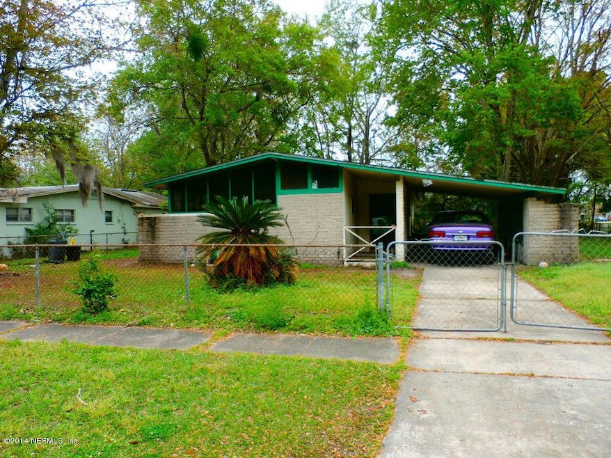 7580 Strato Rd, Jacksonville, FL 32210 - photo 1