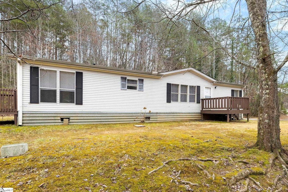 305 River Rd, Marietta, SC 29661 - photo 1