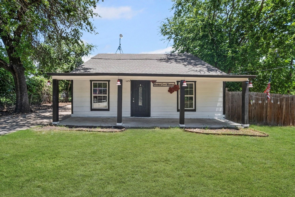 1608 Newsom Mound Rd, Springtown, TX 76082 - photo 1