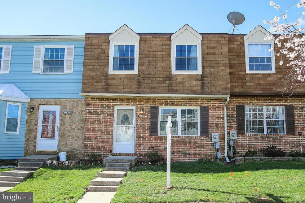 6907 Turnberry Ct, Frederick, MD 21703 - photo 1